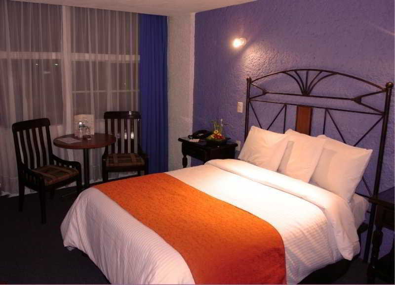 Hotel Emily Pachuca Eksteriør billede