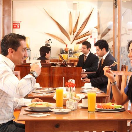 Hotel Emily Pachuca Eksteriør billede